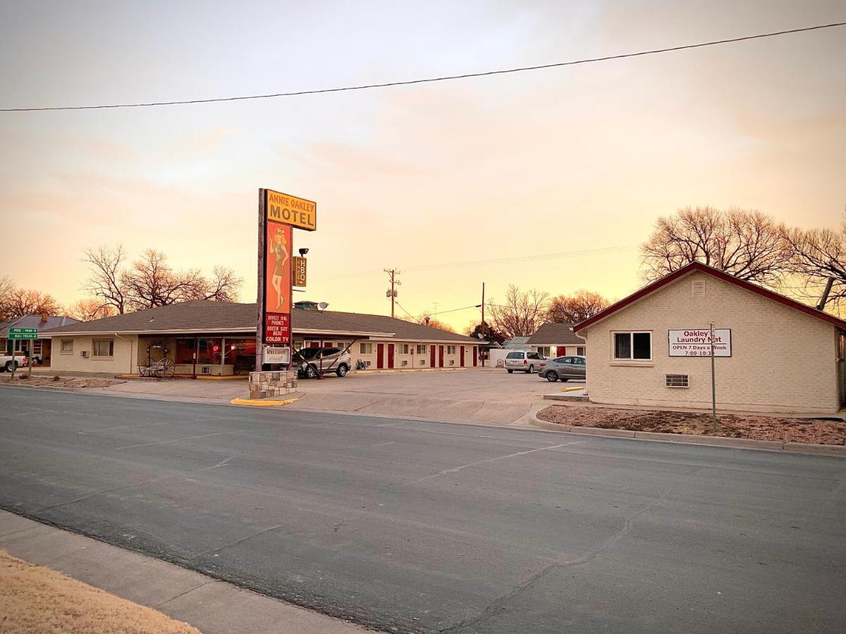 Annie Oakley Motel Oakley Eksteriør billede