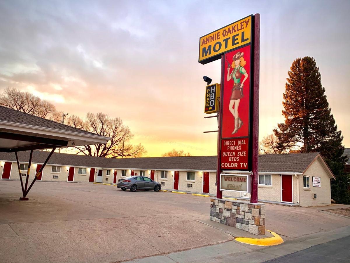 Annie Oakley Motel Oakley Eksteriør billede